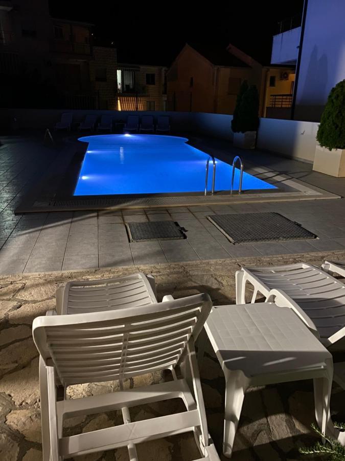Deluxe Pool Apartment 4 Petrovac Exterior photo